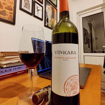 Vin rouge Vinkara Öküzgözü-Bogazkere - Cave turque 3
