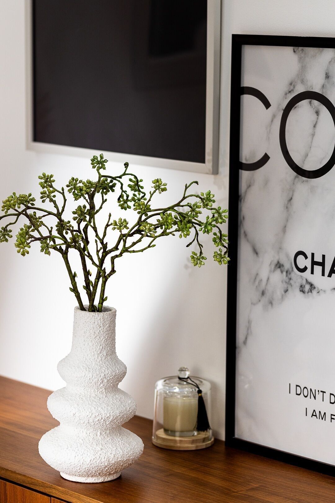 LORA Vase - Nordic Radiance