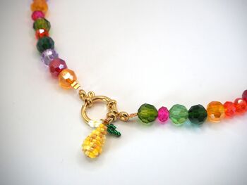 Collier Shiny orné de son fruit ou légume /en perles multicolores en verre facetté 14
