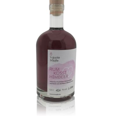 RON, refinado con frambuesas regionales, 25,6% vol. 500ml