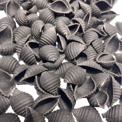 French artisanal pasta with squid ink - Conchiglie - Bulk 1kg