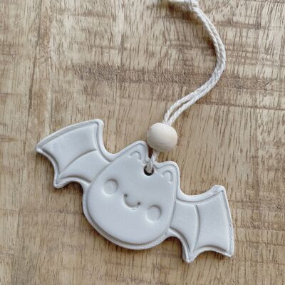 Clay suspensions - Halloween Party - Kind Bat