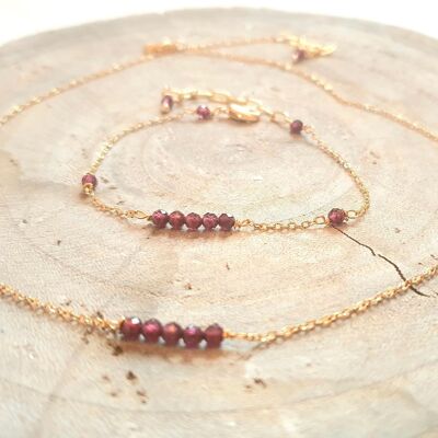Gold-plated chain necklace and bracelet and natural semi-precious garnet stones