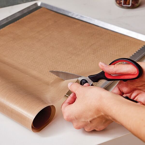 Rotolo di panno da cucina antiaderente tagliabile e riutilizzabile 2 m x 33 cm Mathon