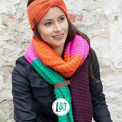 Scarf Fem Quattro 9