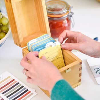 🇫🇷 Boîte de rangement en bois massif verni "Tesoro" · 🇬🇧 Wooden storage box for index cards "Tesoro" 5