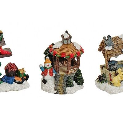 Miniature poly fountains and birdhouses