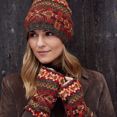 Womens Moray Bobble Beanie - One Colour