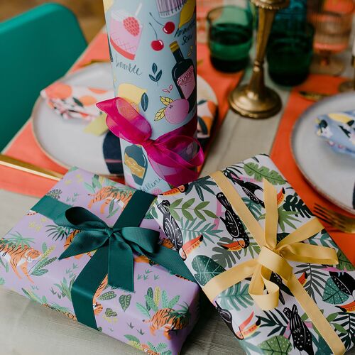 100 sheets of wrapping paper - mix of any designs