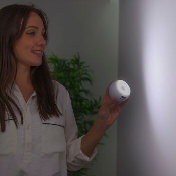 Lampe LED Maglum InnovaGoods avec Détecteur de Mouvement 7