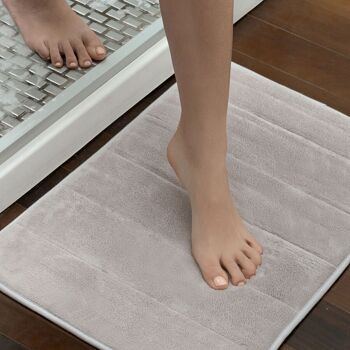 Tapis de bain en mousse à mémoire de forme Puffeet InnovaGoods 4