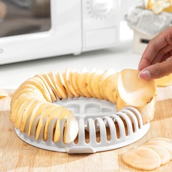 Ensemble pour faire des frites au micro-ondes avec mandoline et recettes Chipit InnovaGoods 5