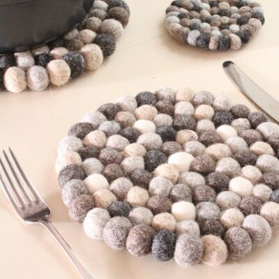 Finisterre Natural Pebble Place Mat - One Colour