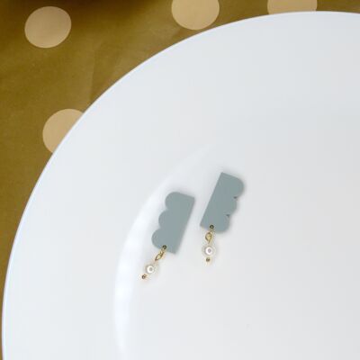 Boucles d'oreilles en acrylique Sage Belle avec connecteurs en acier inoxydable