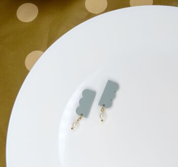 Boucles d'oreilles en acrylique Sage Belle avec connecteurs en acier inoxydable 1