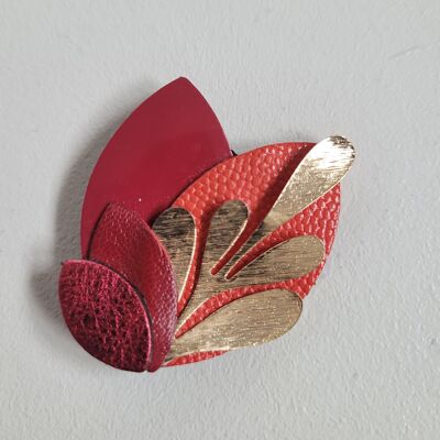 Maxi red foliage brooch