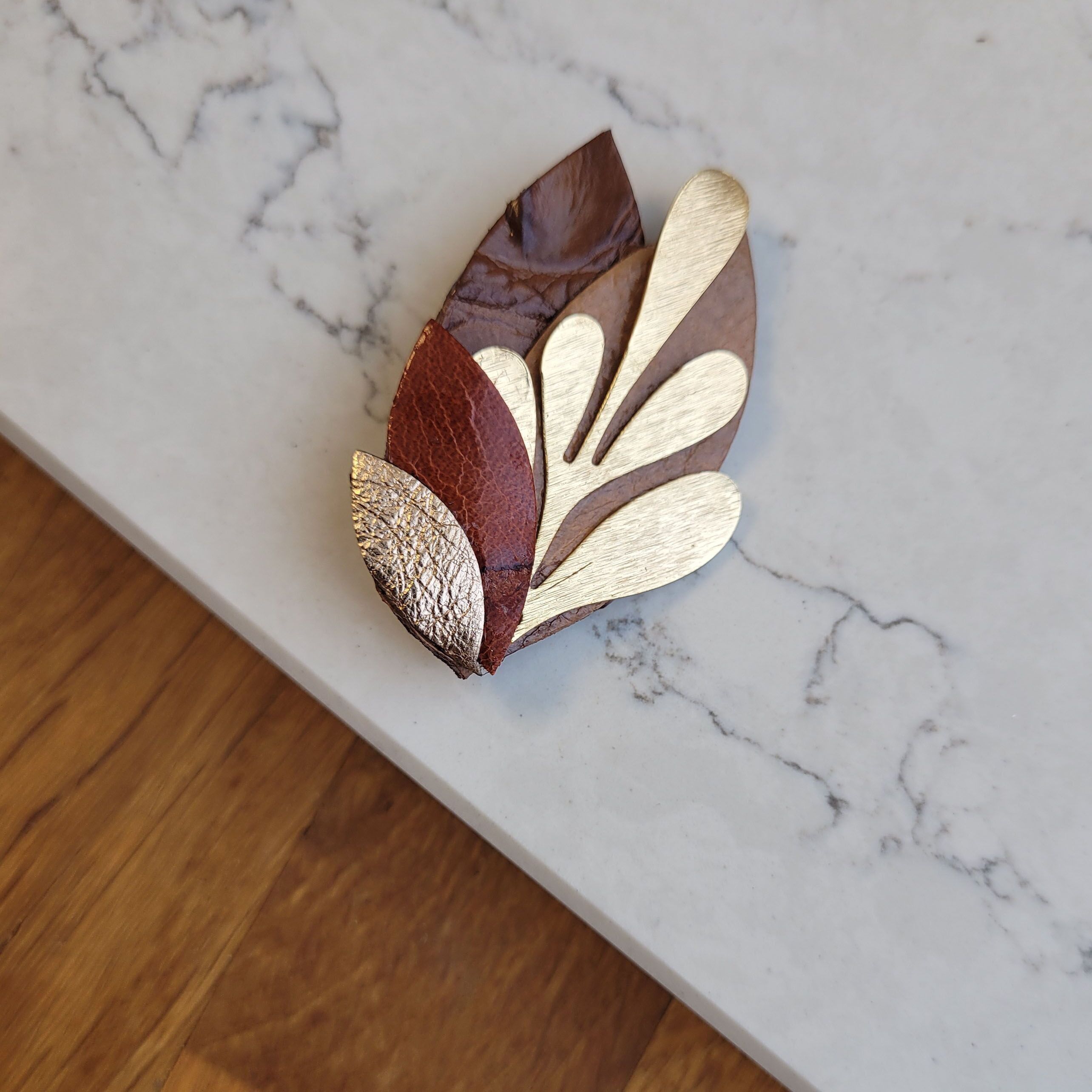 Maxi camel foliage brooch women's accessory jewelry