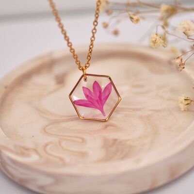 Collana con pendente con vero petalo di centaurea rosa, gioielli in resina fatti a mano