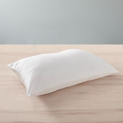 Gama de almohadas Polialgodón tratado “Comfort” Antiácaros Suave y cuidado. - 45x70cm