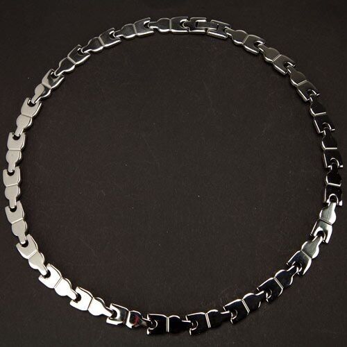 Collar de acero inoxidable 32