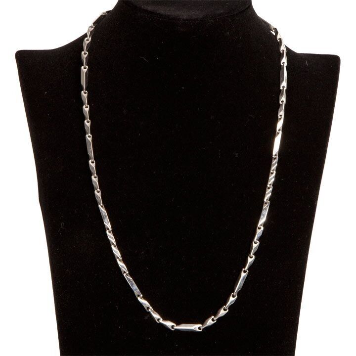 Collana in acciaio inossidabile 4