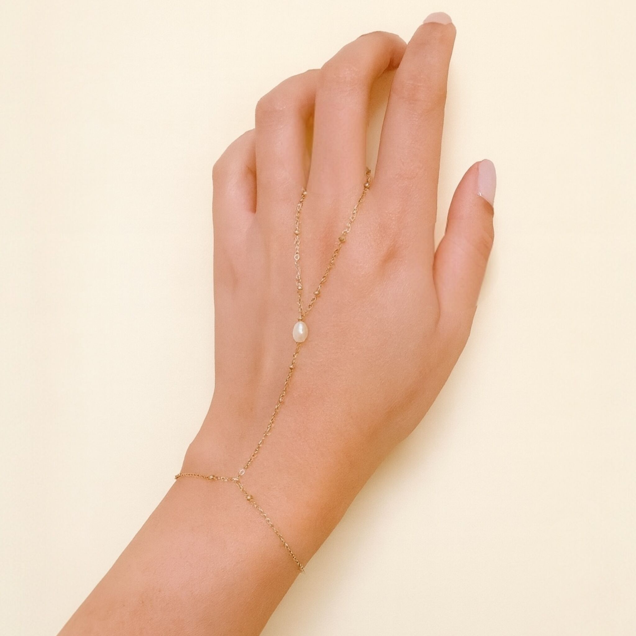 Gioielli fatti a mano in acciaio inossidabile con perle coltivate e oro