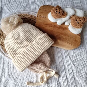 Bonnet d'hiver pour bébé avec cache-oreilles et pompon - Beige 2