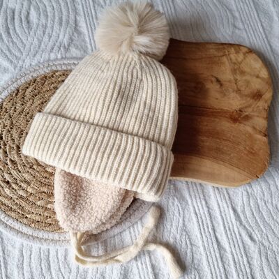 Gorro de invierno para bebé con orejeras y pompón - Beige