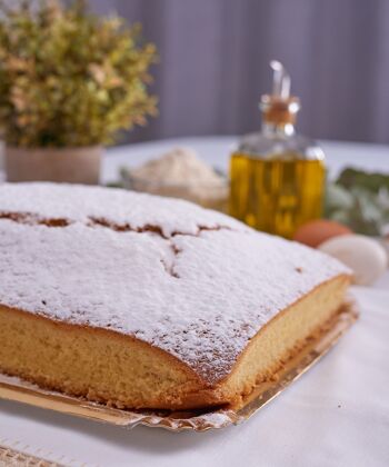 Gâteau artisanal au citron à l'huile d'olive extra vierge 1