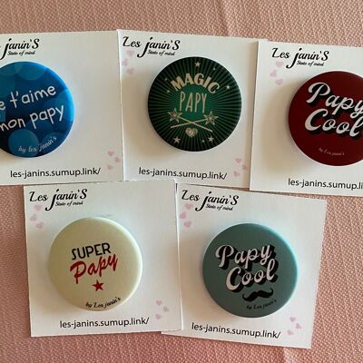 5 fun and colorful 45mm pin badges, super Papy!