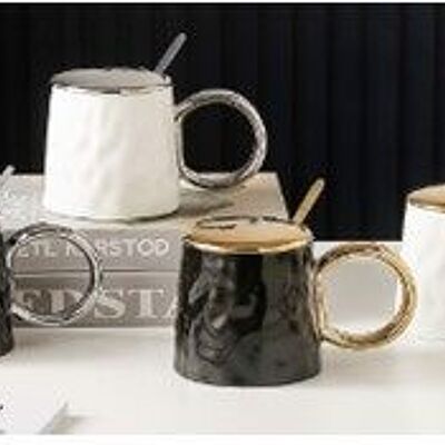 Ceramic mug with lid and spoon, white and black with gold and silver details, in 4 combinations DF-718