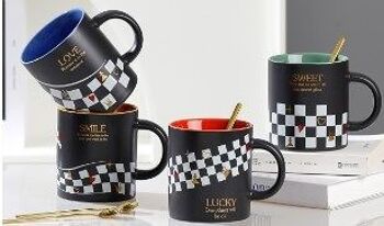 Tasse en céramique avec motif d'échecs, en 4 motifs DF-721