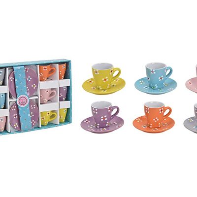 Cups set with saucers