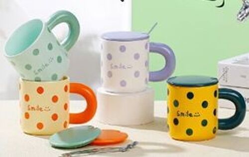 Ceramic mug with lid and spoon, polka dots, in 4 pastel color combinations DF-734