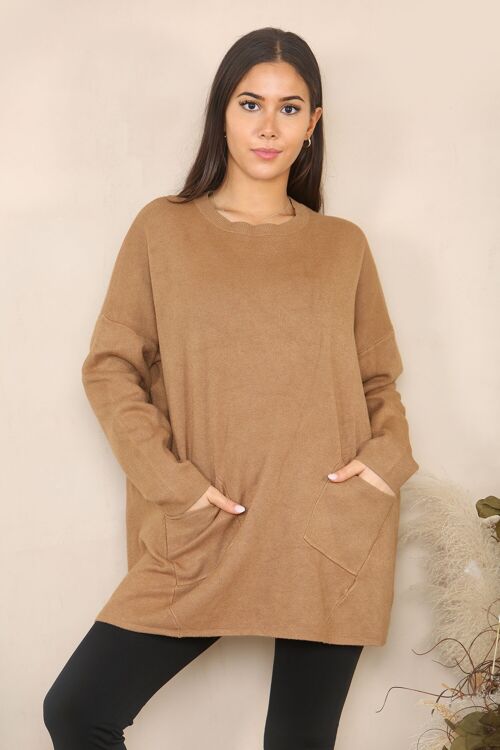 Plain winter top with pockets
