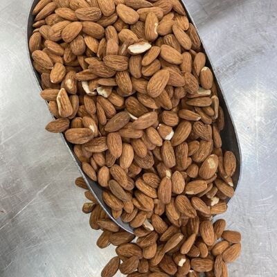 2.5Kg Ferrastar Almonds