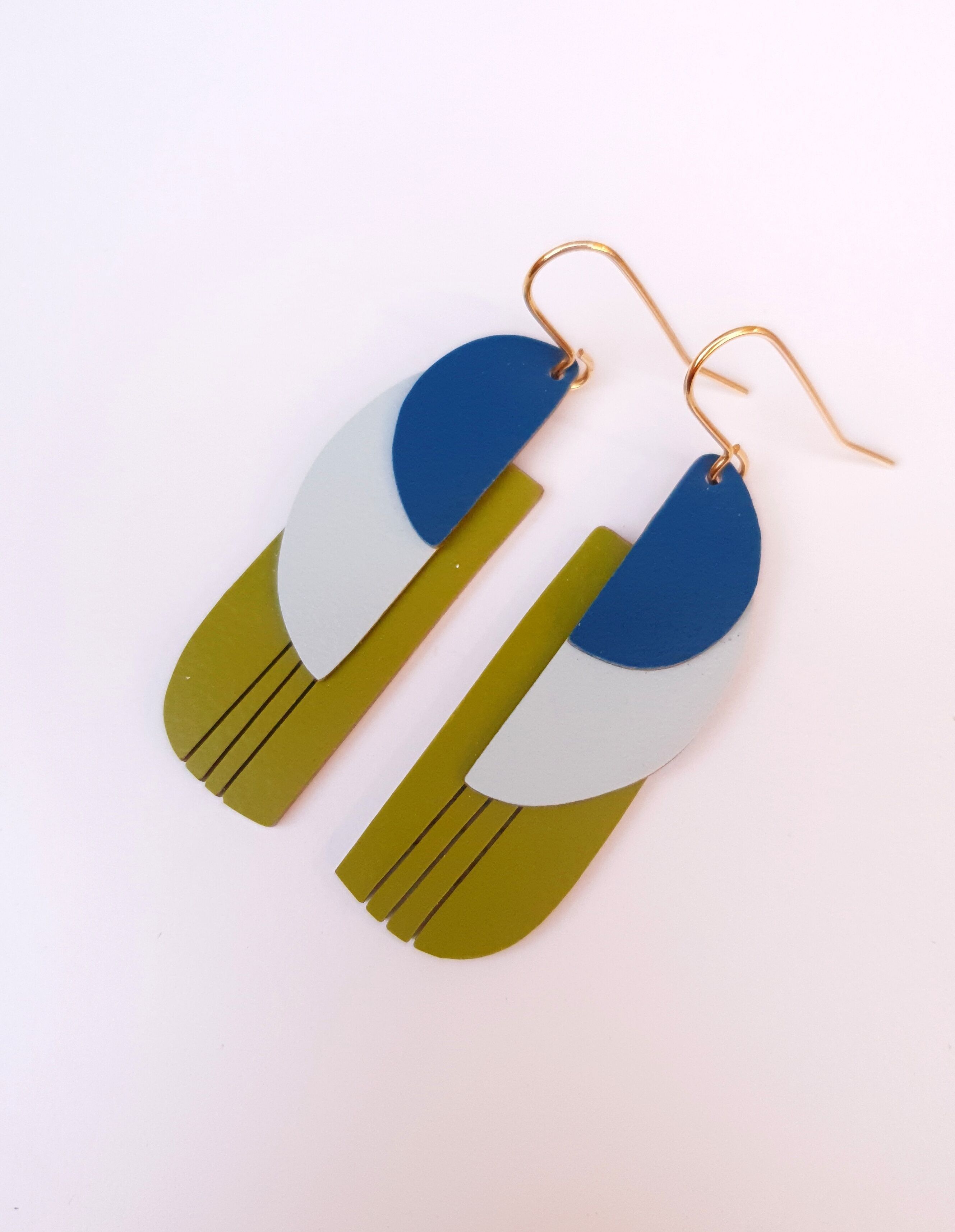 *BERLIN* geometrische Ohrringe, bunt und leicht, Bauhaus-inspiriert - handgefertigt in Frankreich