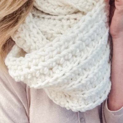 snood, crochet merinose wool neck scarf