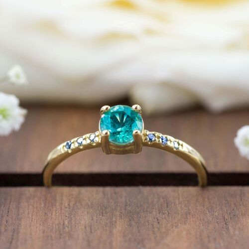 750 Gold Ring | Grüner Lotus Smaragd