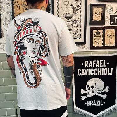 Cobra Queen - Von Alternative, Skateboard und Tattoo inspiriertes T-Shirt