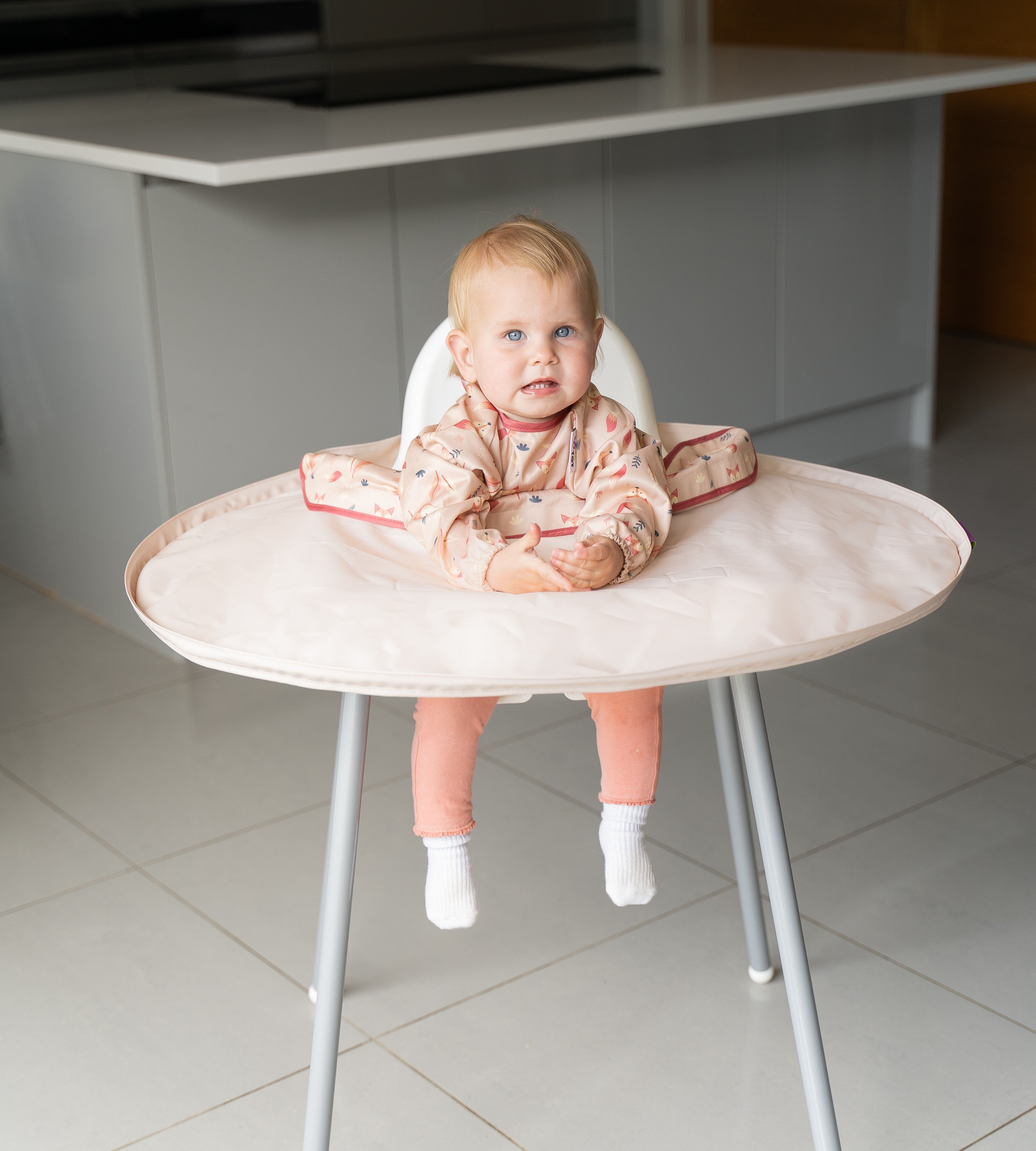 Buy wholesale Bib & Tray Kit Sand, tidy tot - Vimarsana News