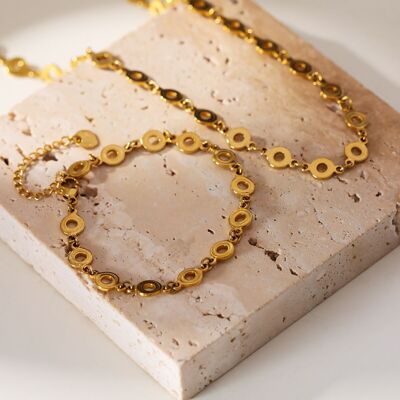 Golden multi circle bracelet