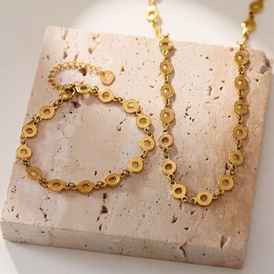 Gold multi circle necklace