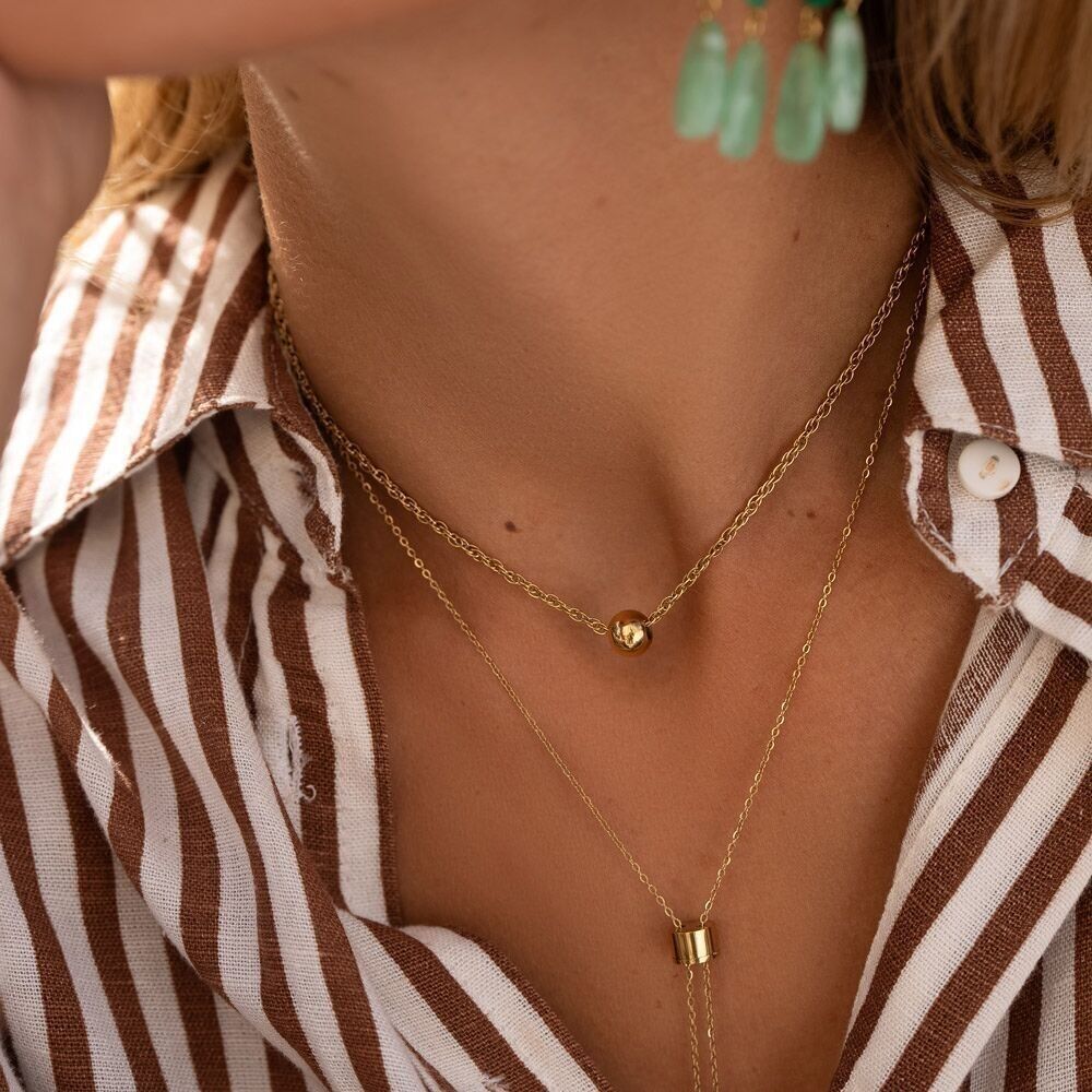 Badia necklace - twisted chain and ball
