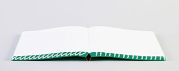 Write Love Play - Graphique L | Carnet A5+ | Journal pointillé | Grille de points de 3,5 mm | 256 pages numérotées | Papier premium 120g | cuir recyclé | produit de manière durable en Allemagne 11