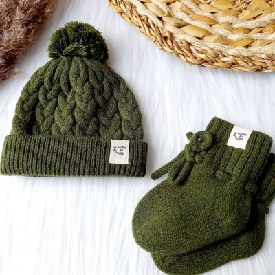 Cappello da bebè in lana merino verde