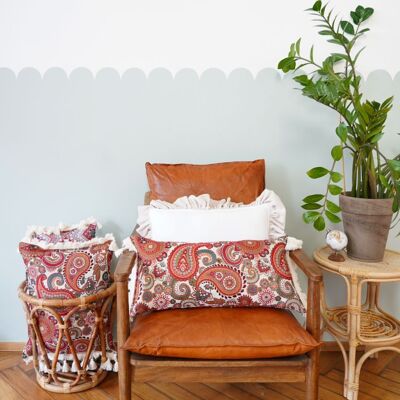 Exclusive 'Vintage paisley' decorative bolster with fringe