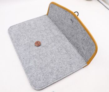 pochette pour ordinateur portable en feutre d'oie verte | 38x28cm | Gris foncé 3