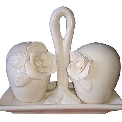 Ceramic set "ROSES" for salt and pepper. Dimension: 14x7x12cm MMM-806