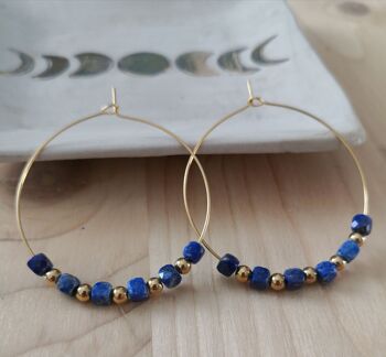 Boucles d'oreilles créoles en lapis-lazuli, apatite et labradorite 2